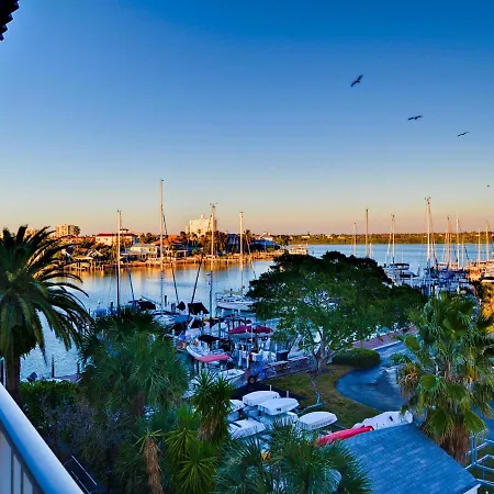 Bayside Condos 29 City And Bay Views 659